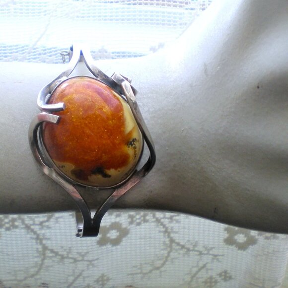 Vintage Sterling Silver 925 Baltic Butterscotch Egg Yolk Amber Bangle Bracelet - Picture 8 of 9